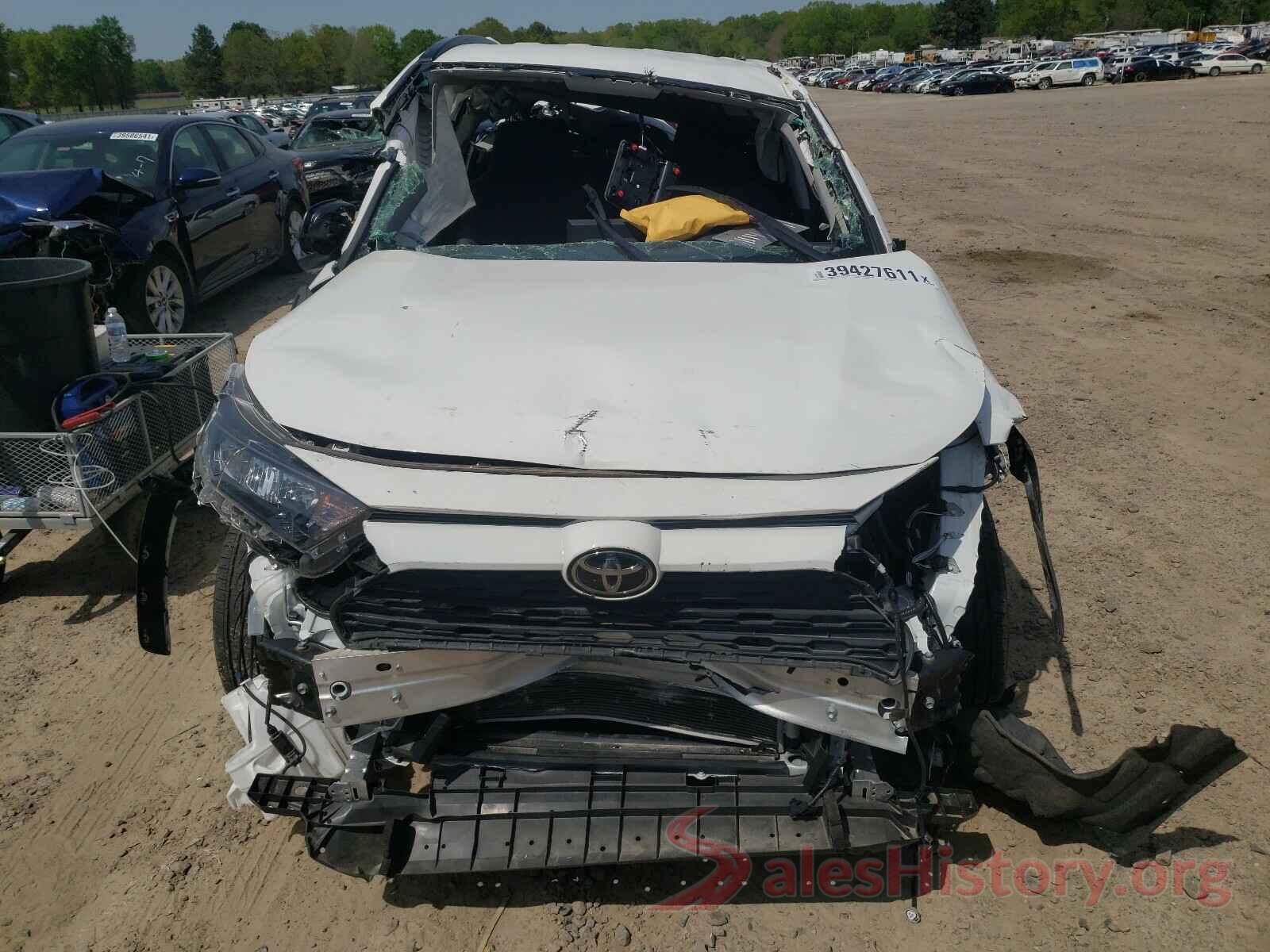 JTMH1RFV2KD508697 2019 TOYOTA RAV4