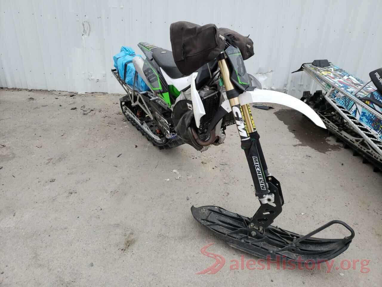 JKAKXGJC7KA000087 2019 KAWASAKI DIRTBIKE