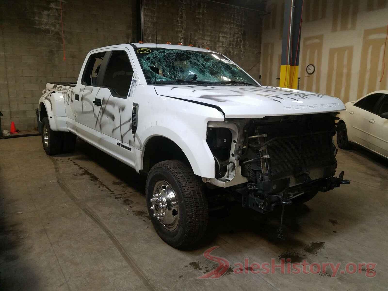 1FT8W3DT2HEC43086 2017 FORD F350