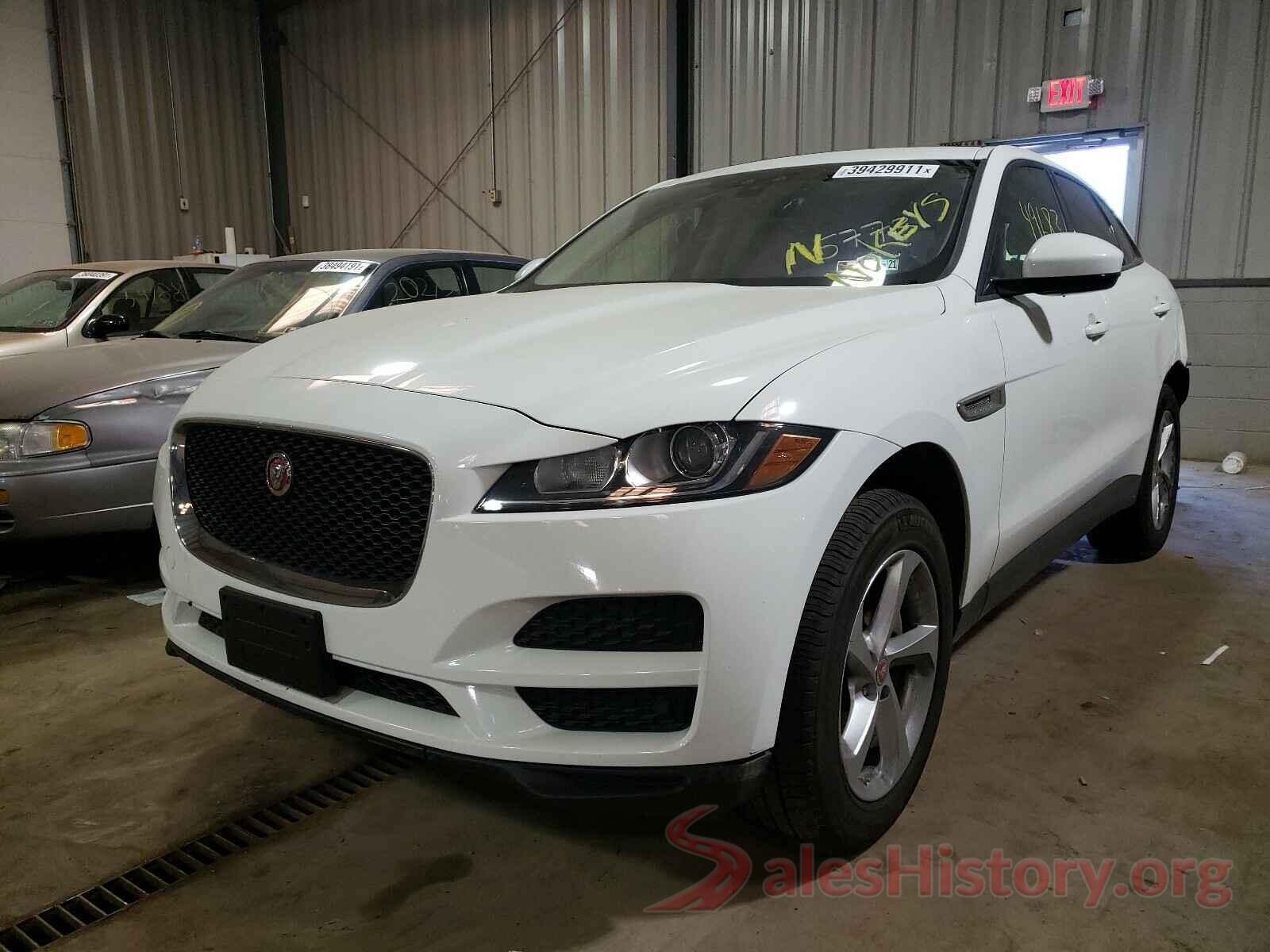 SADCJ2GXXJA235773 2018 JAGUAR F-PACE