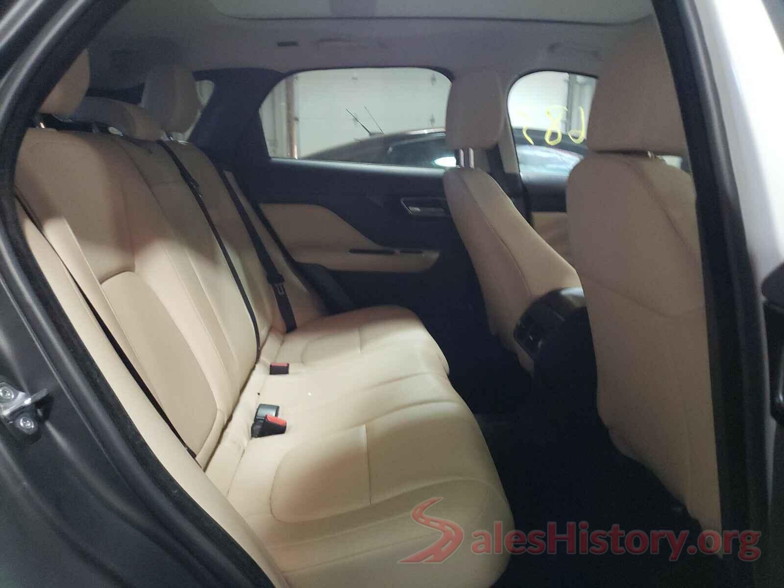 SADCJ2GXXJA235773 2018 JAGUAR F-PACE