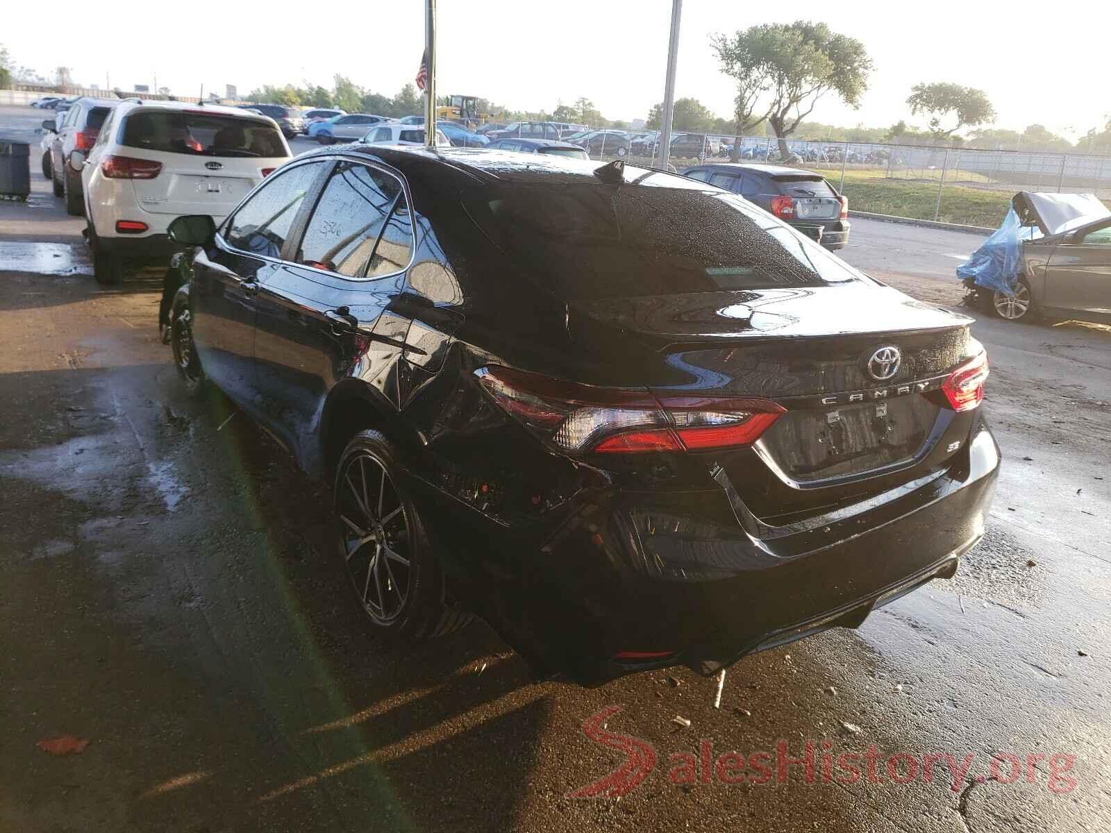 4T1G11AK6MU403265 2021 TOYOTA CAMRY