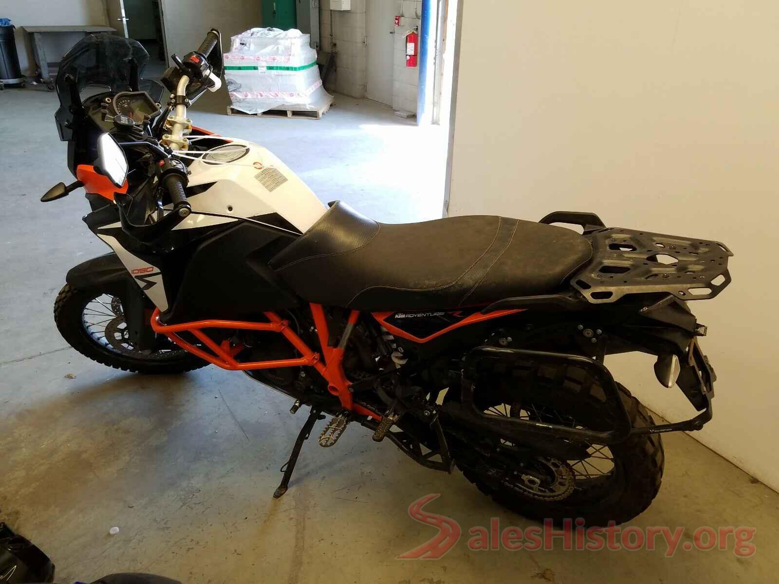 VBKV49400KM905907 2019 KTM MOTORCYCLE