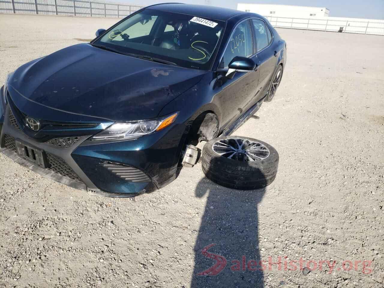 4T1B11HK5JU621497 2018 TOYOTA CAMRY