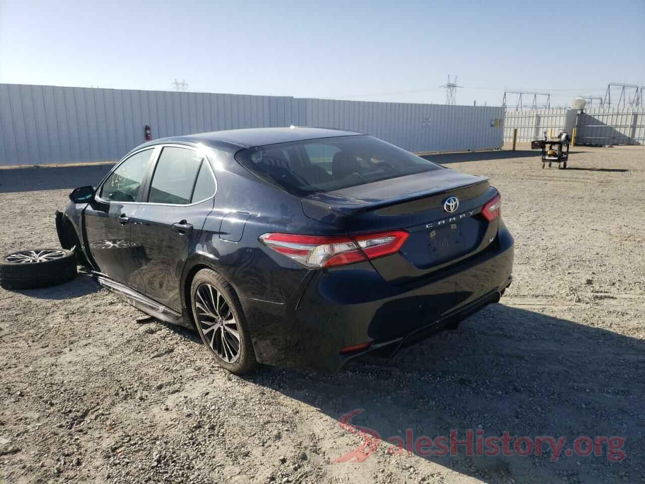 4T1B11HK5JU621497 2018 TOYOTA CAMRY