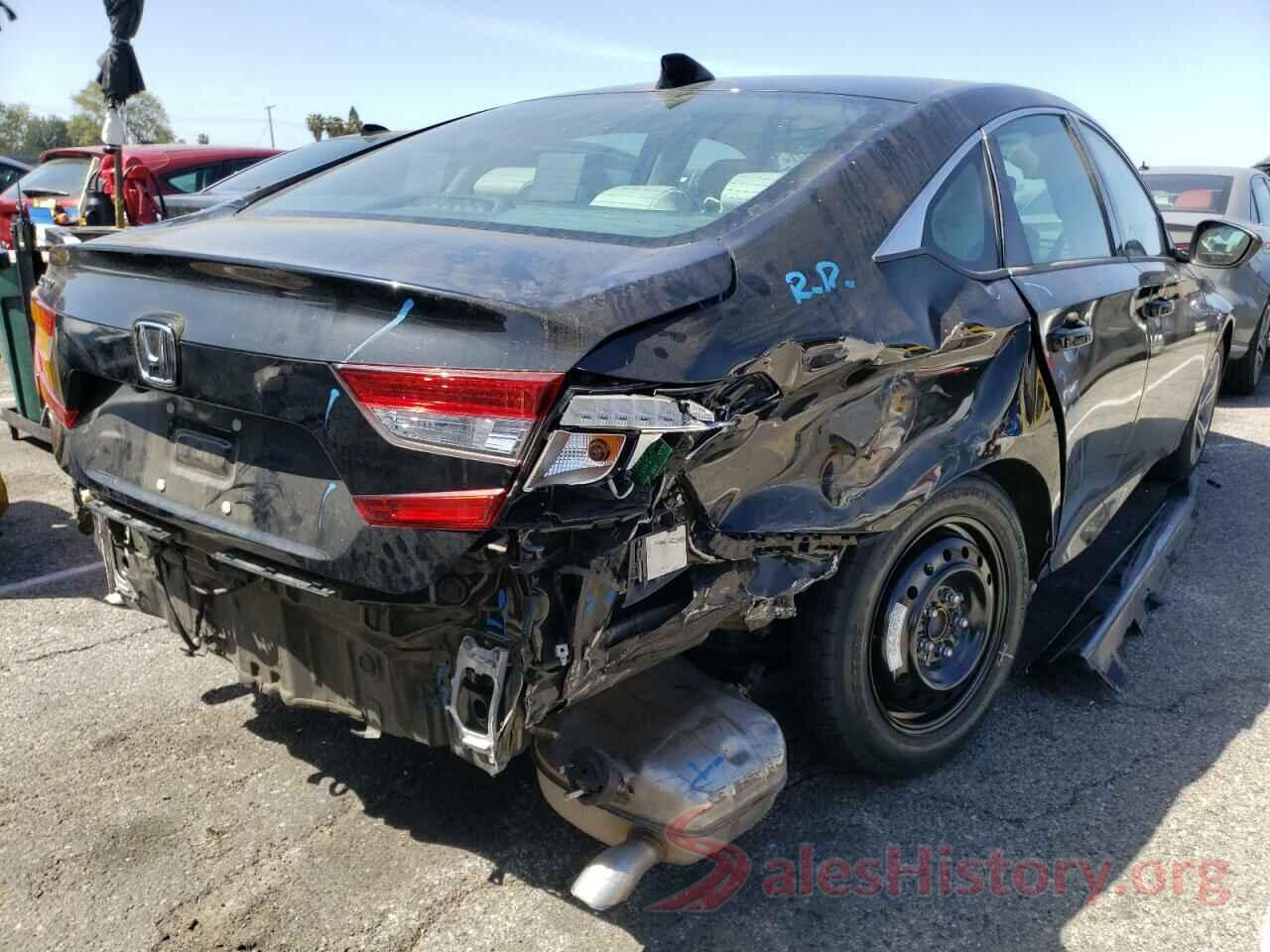 1HGCV1F42JA040558 2018 HONDA ACCORD