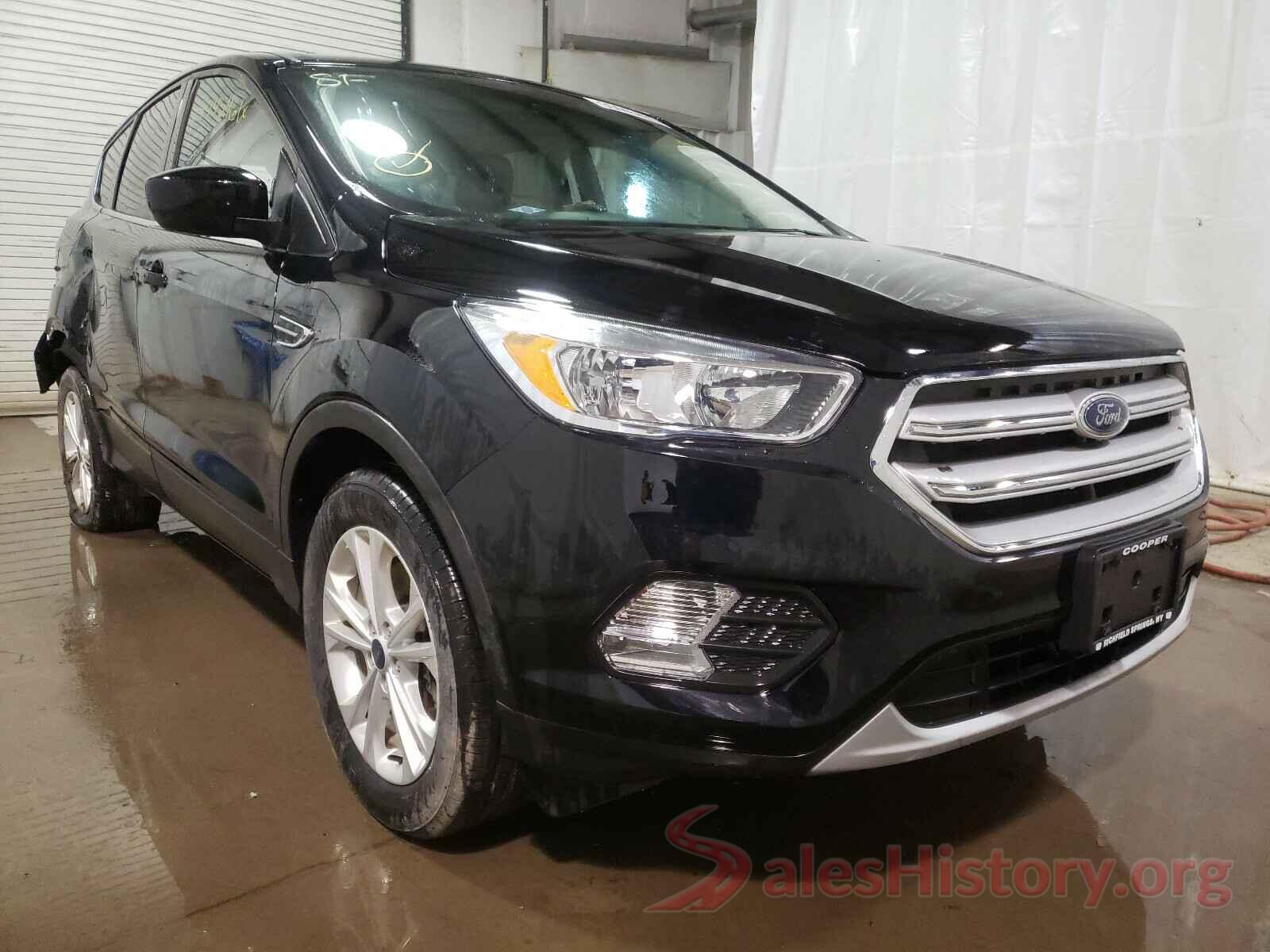 1FMCU9GD2KUA86286 2019 FORD ESCAPE