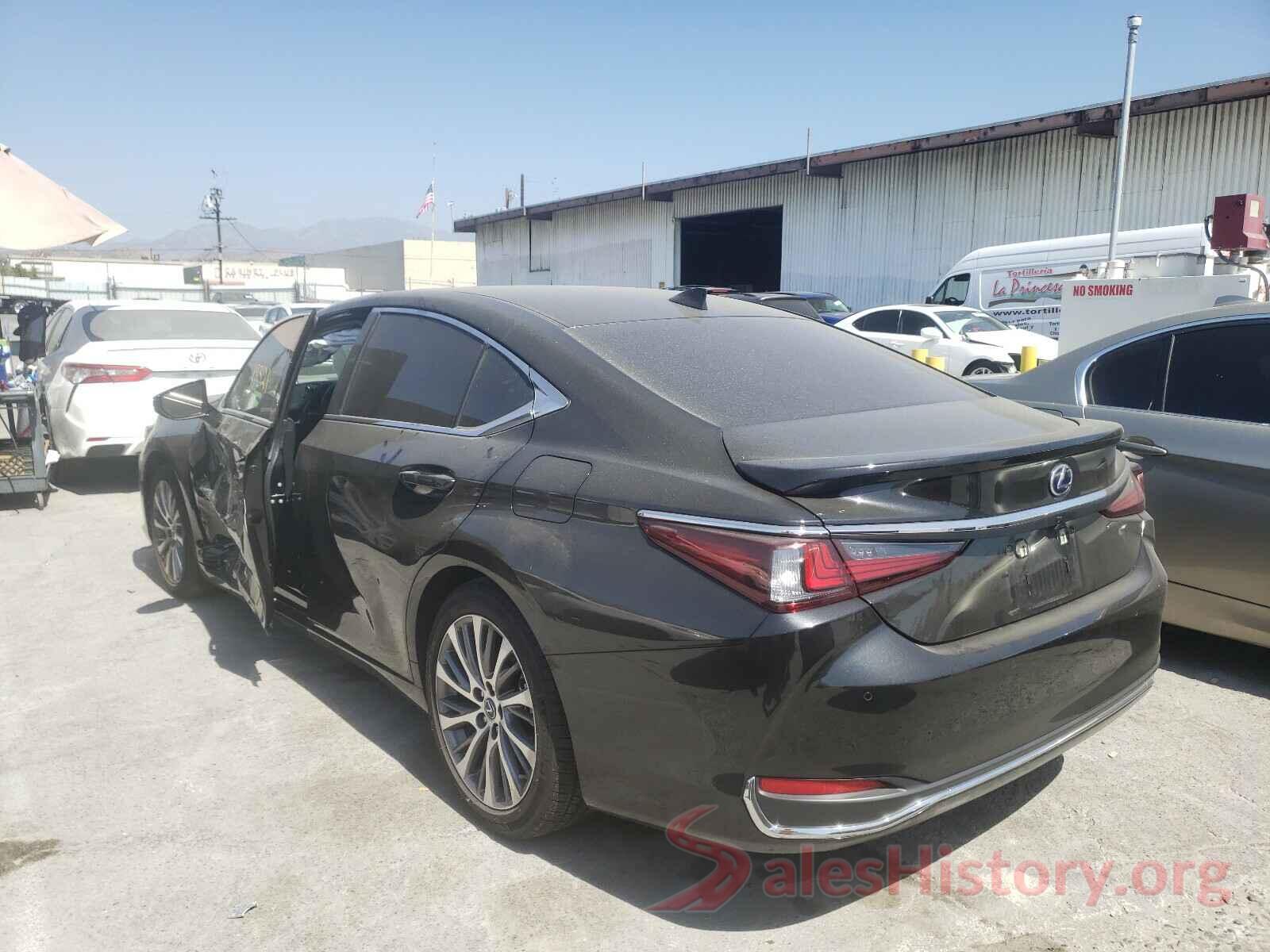 58AD21B16LU011514 2020 LEXUS ES300