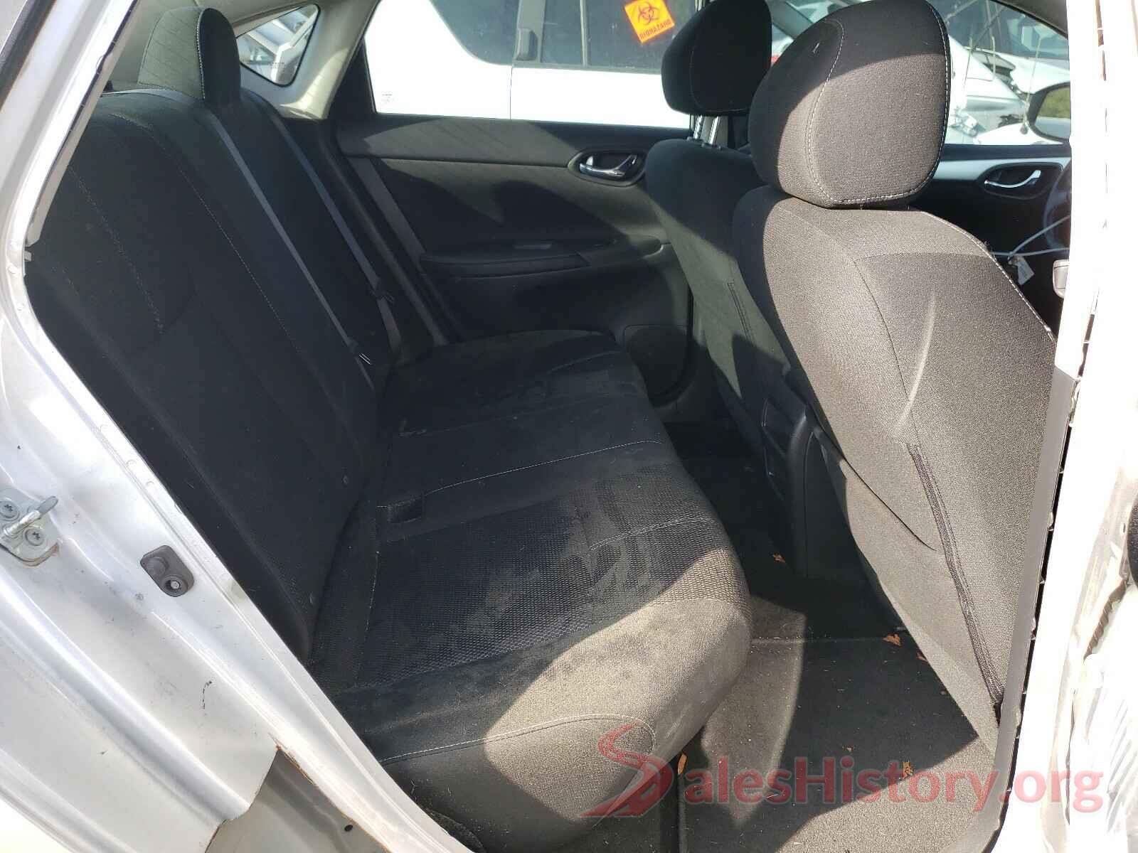 3N1AB7AP7JY240272 2018 NISSAN SENTRA