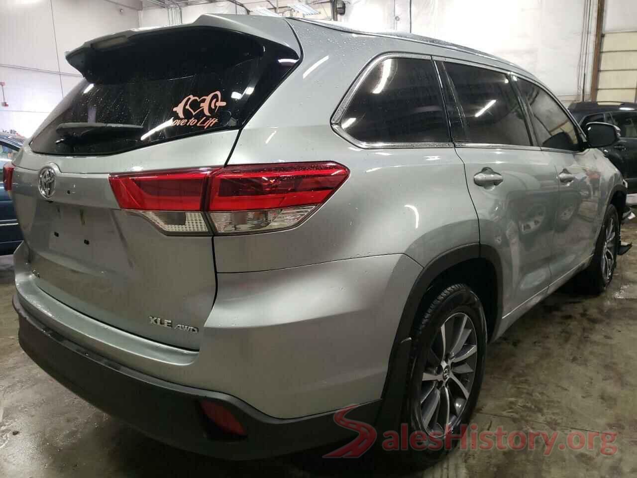 5TDJZRFH2JS845099 2018 TOYOTA HIGHLANDER