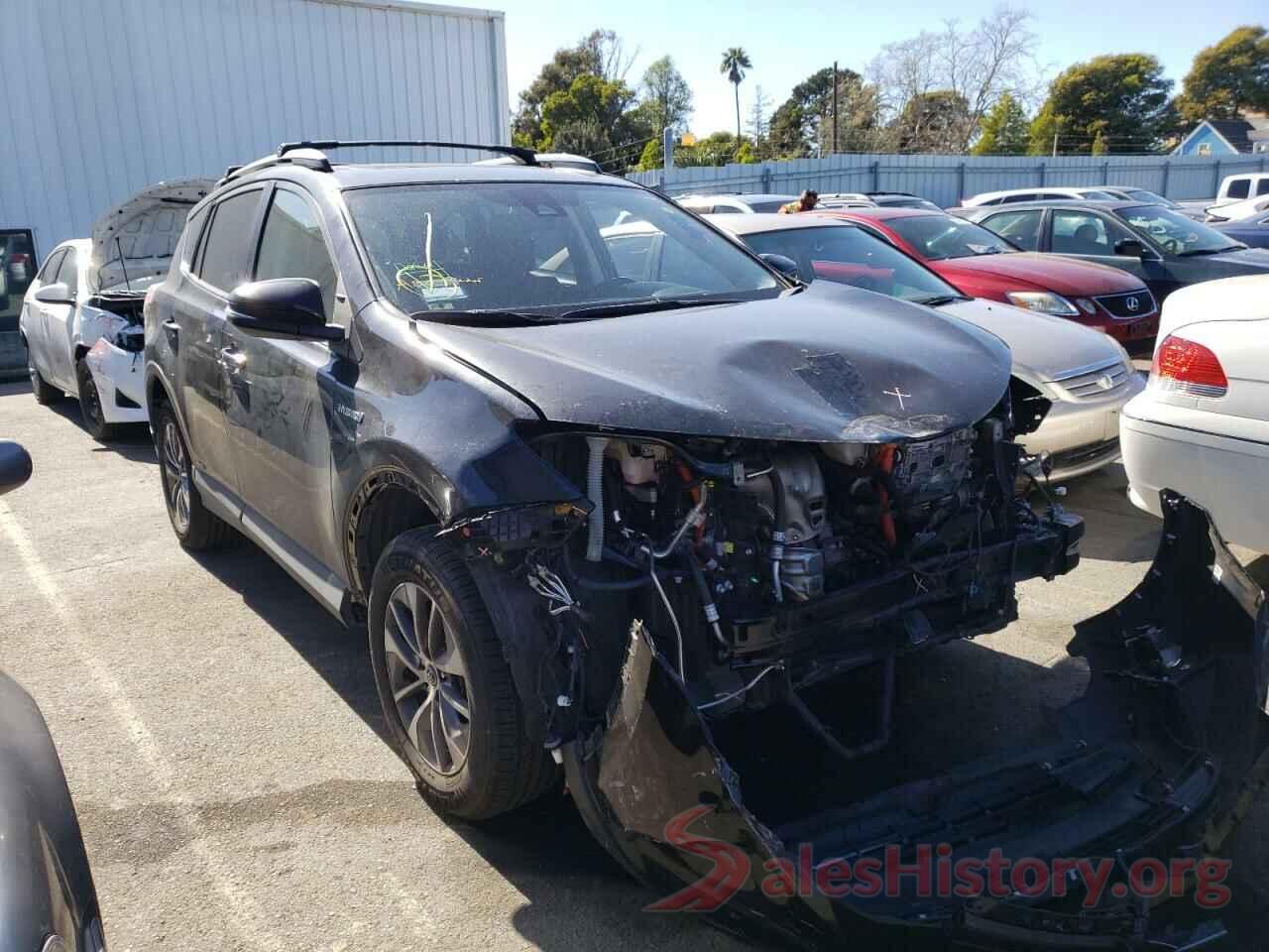 JTMRJREV2HD078555 2017 TOYOTA RAV4