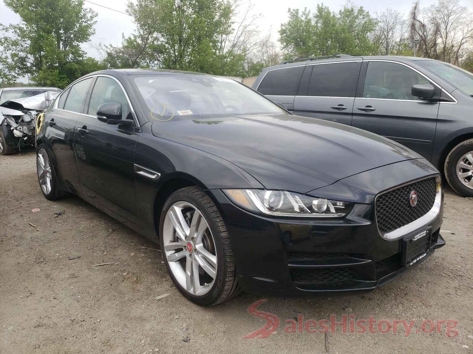 SAJAK4BV3HA977574 2017 JAGUAR XE