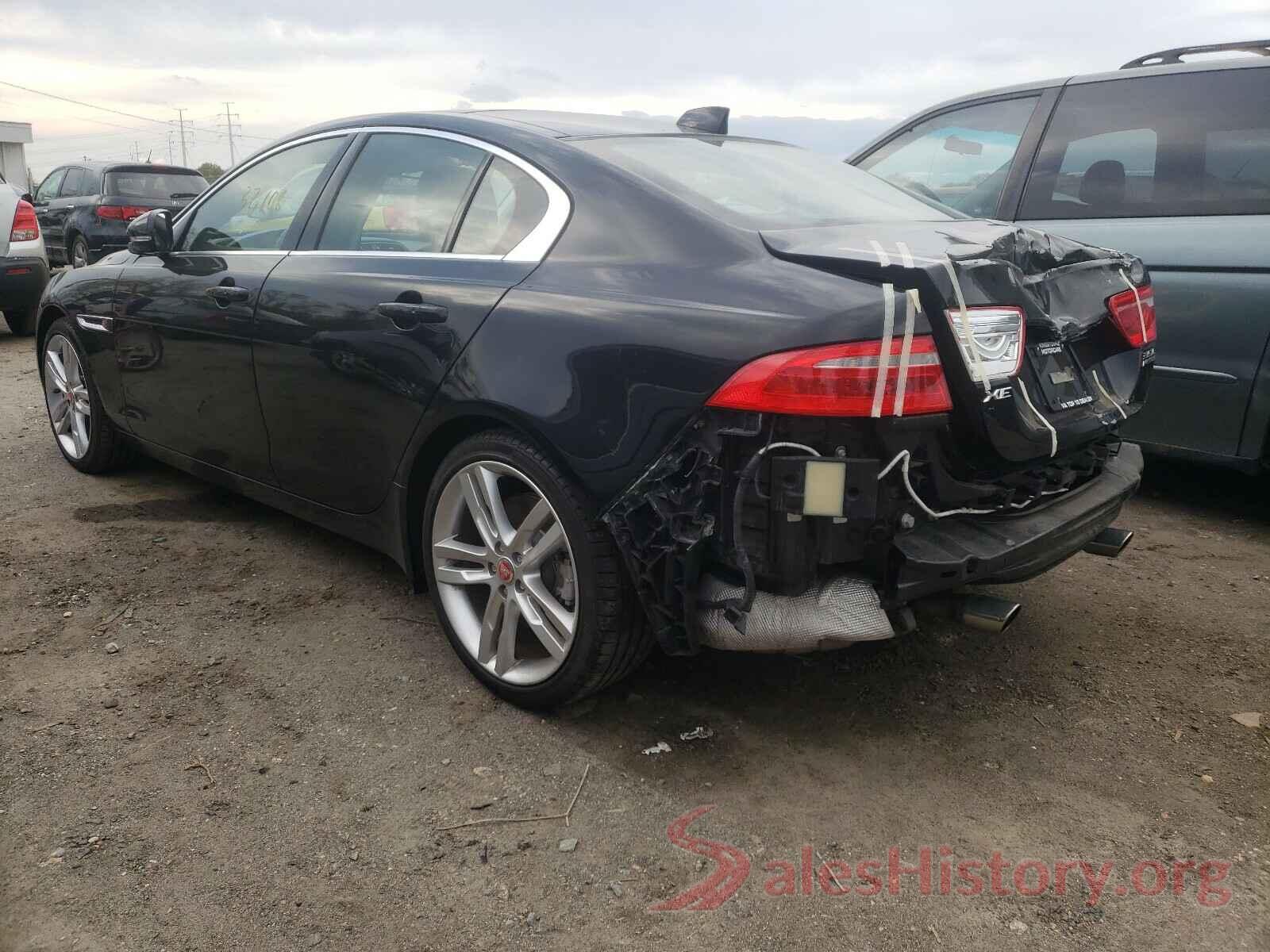 SAJAK4BV3HA977574 2017 JAGUAR XE