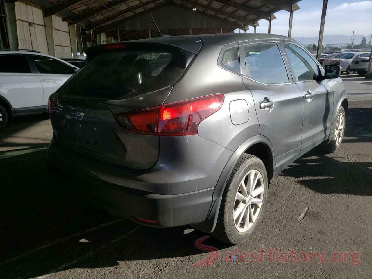 JN1BJ1CP7JW501182 2018 NISSAN ROGUE