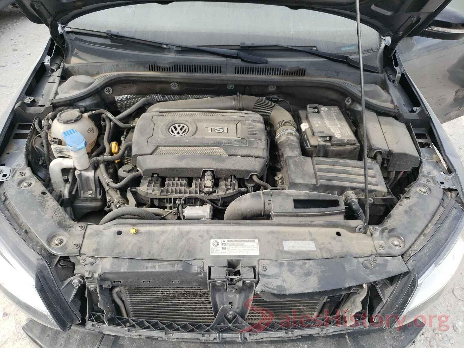 3VWD17AJXJM212592 2018 VOLKSWAGEN JETTA