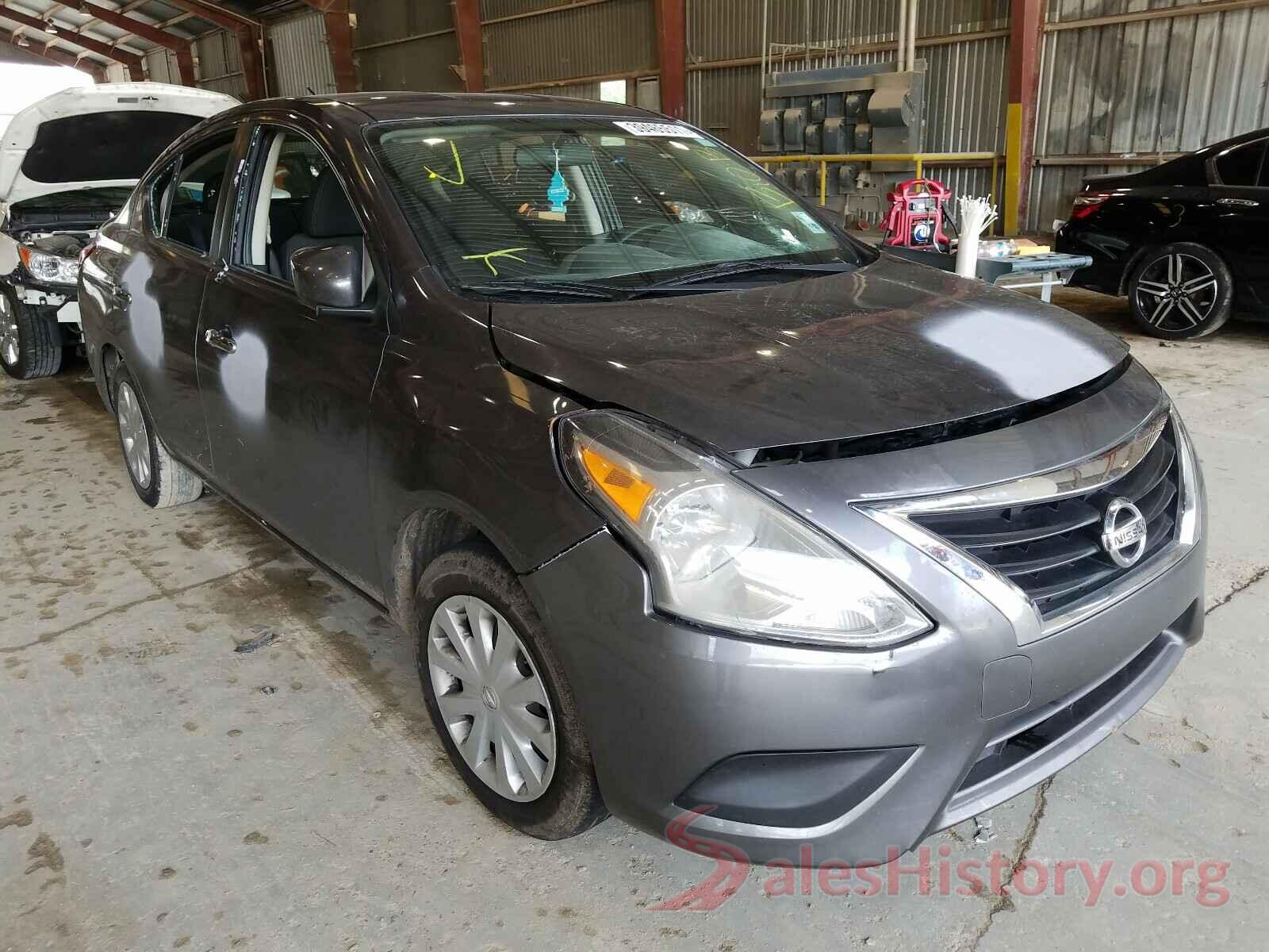 3N1CN7AP7JL880446 2018 NISSAN VERSA