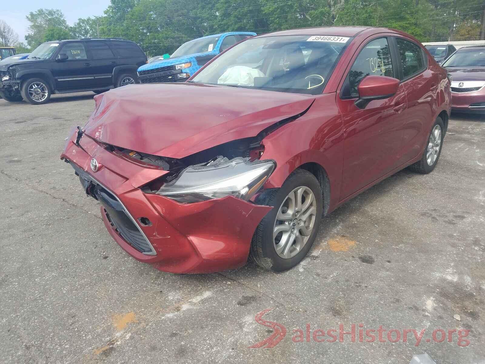 3MYDLBYV2HY167984 2017 TOYOTA YARIS