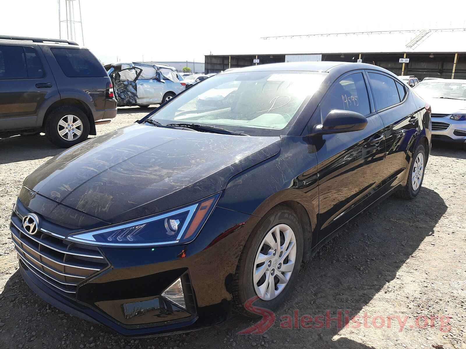 5NPD74LF9KH411617 2019 HYUNDAI ELANTRA