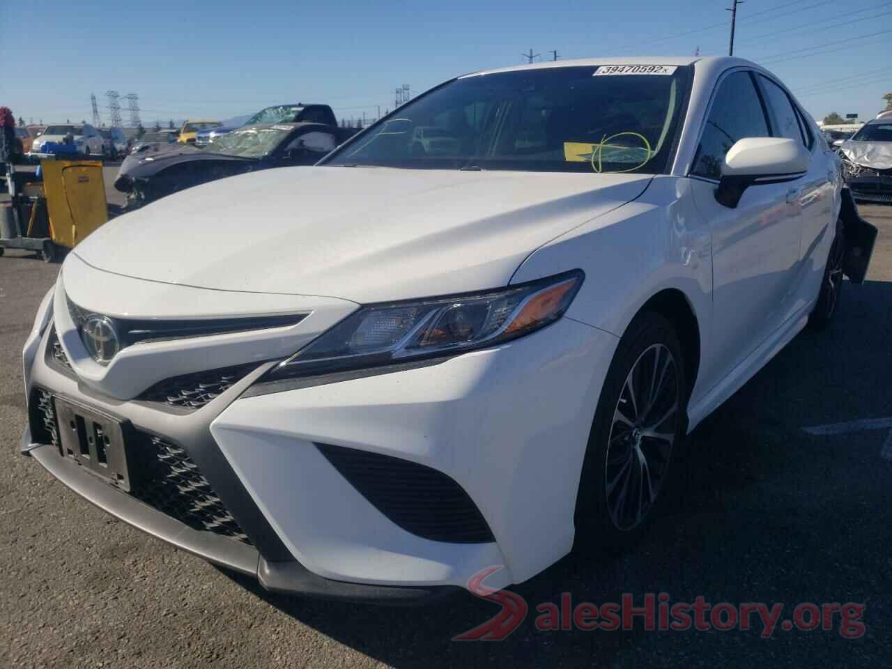 4T1B11HK3JU584160 2018 TOYOTA CAMRY