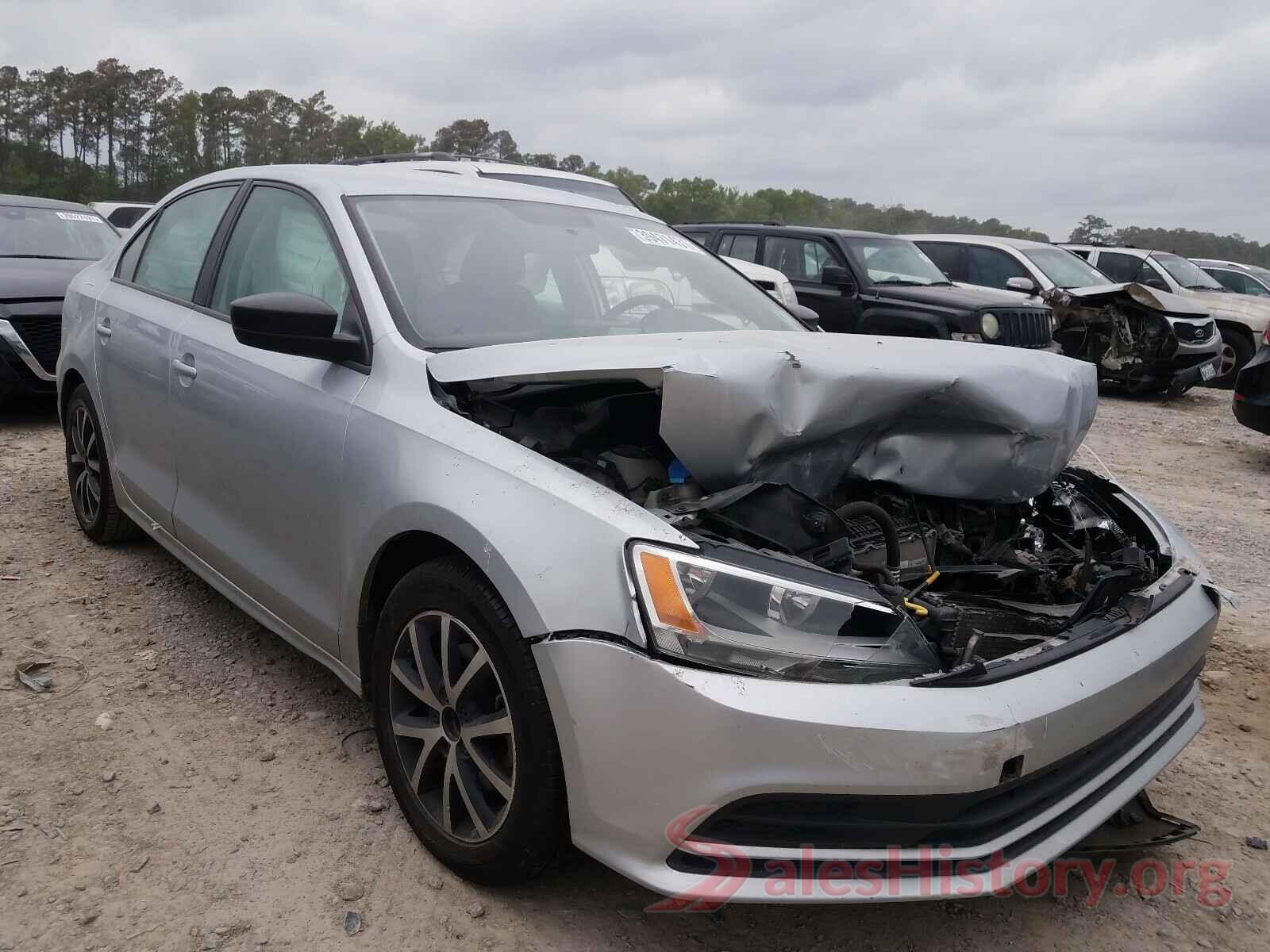 3VWD67AJ4GM242424 2016 VOLKSWAGEN JETTA