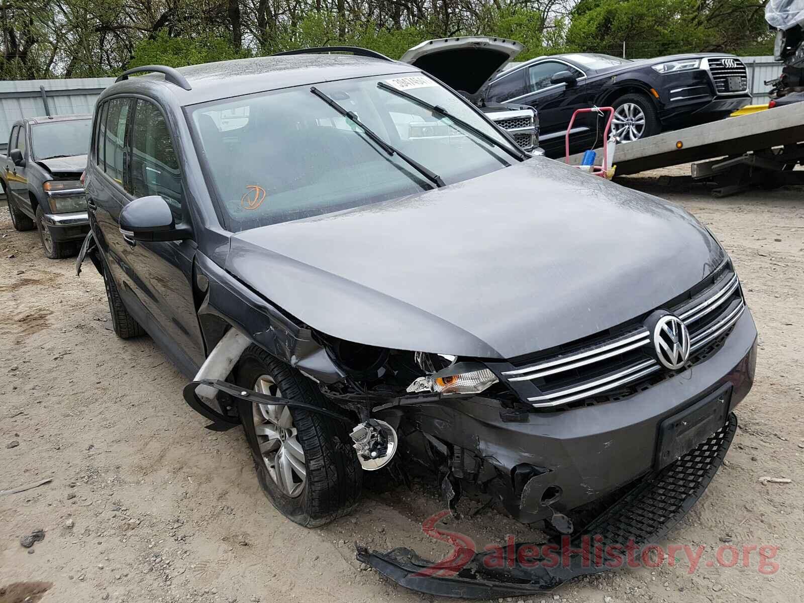 WVGAV7AX7GW558330 2016 VOLKSWAGEN TIGUAN