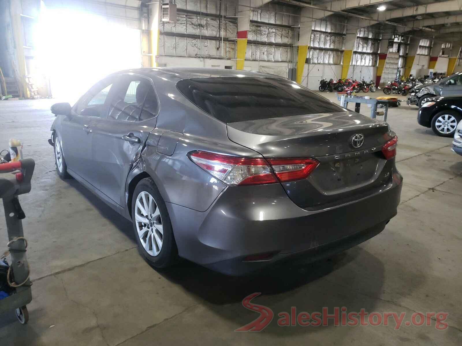 4T1B11HK3JU604262 2018 TOYOTA CAMRY