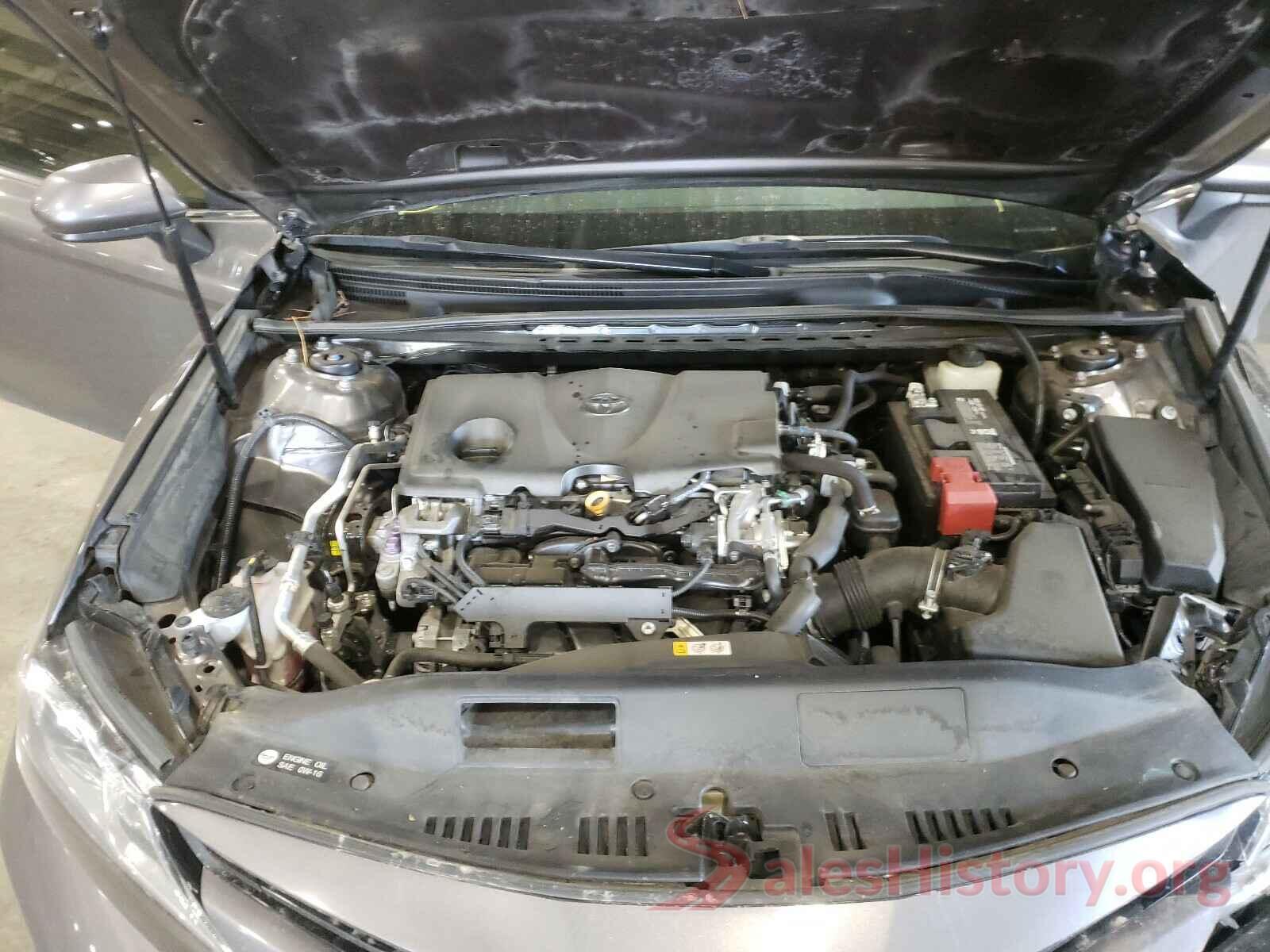 4T1B11HK3JU604262 2018 TOYOTA CAMRY