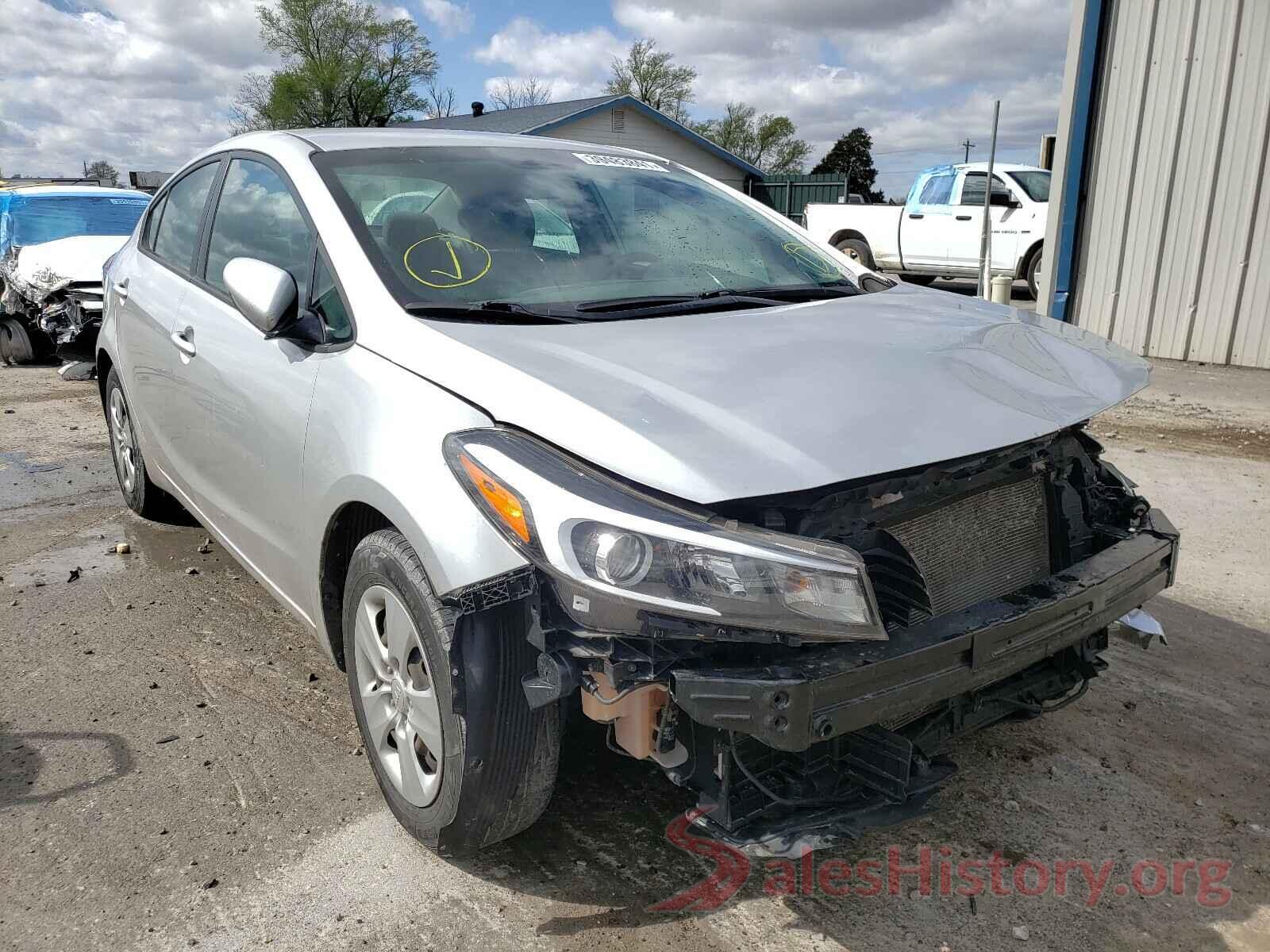 3KPFK4A72HE145048 2017 KIA FORTE