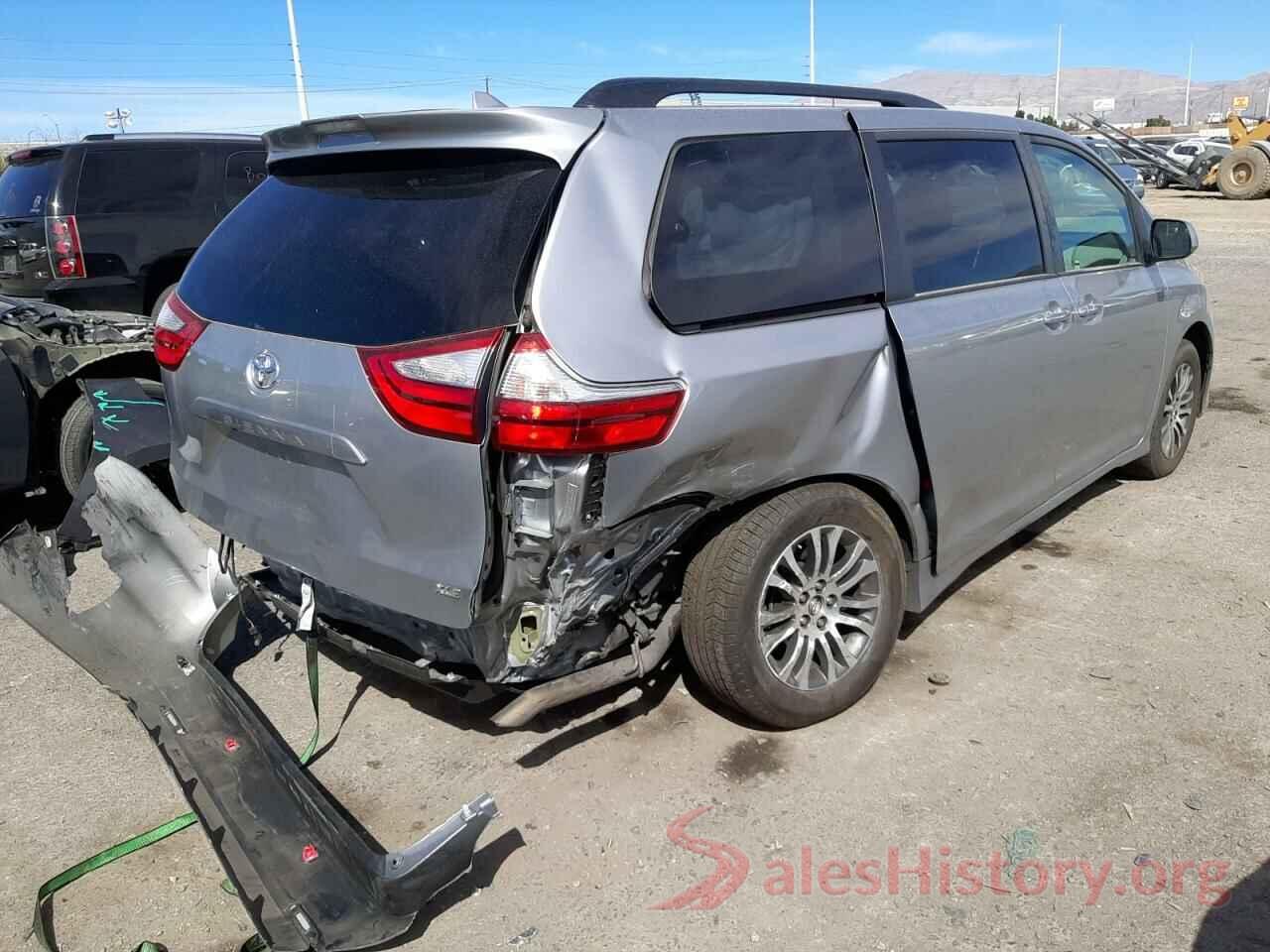 5TDYZ3DC6JS933334 2018 TOYOTA SIENNA