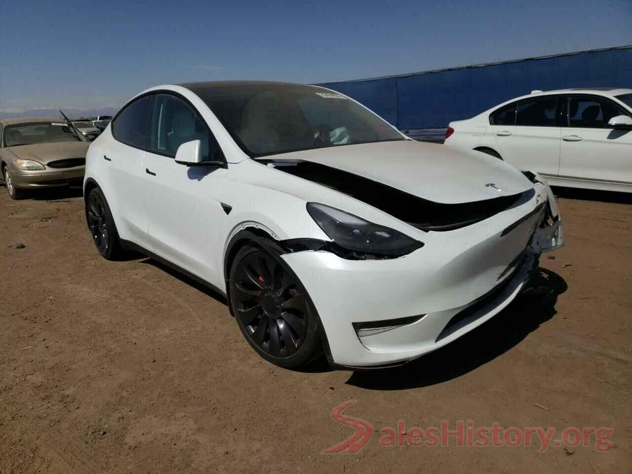 5YJYGDEF0MF266872 2021 TESLA MODEL Y