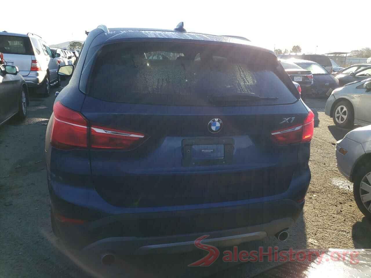 WBXHT3C35J5K29556 2018 BMW X1