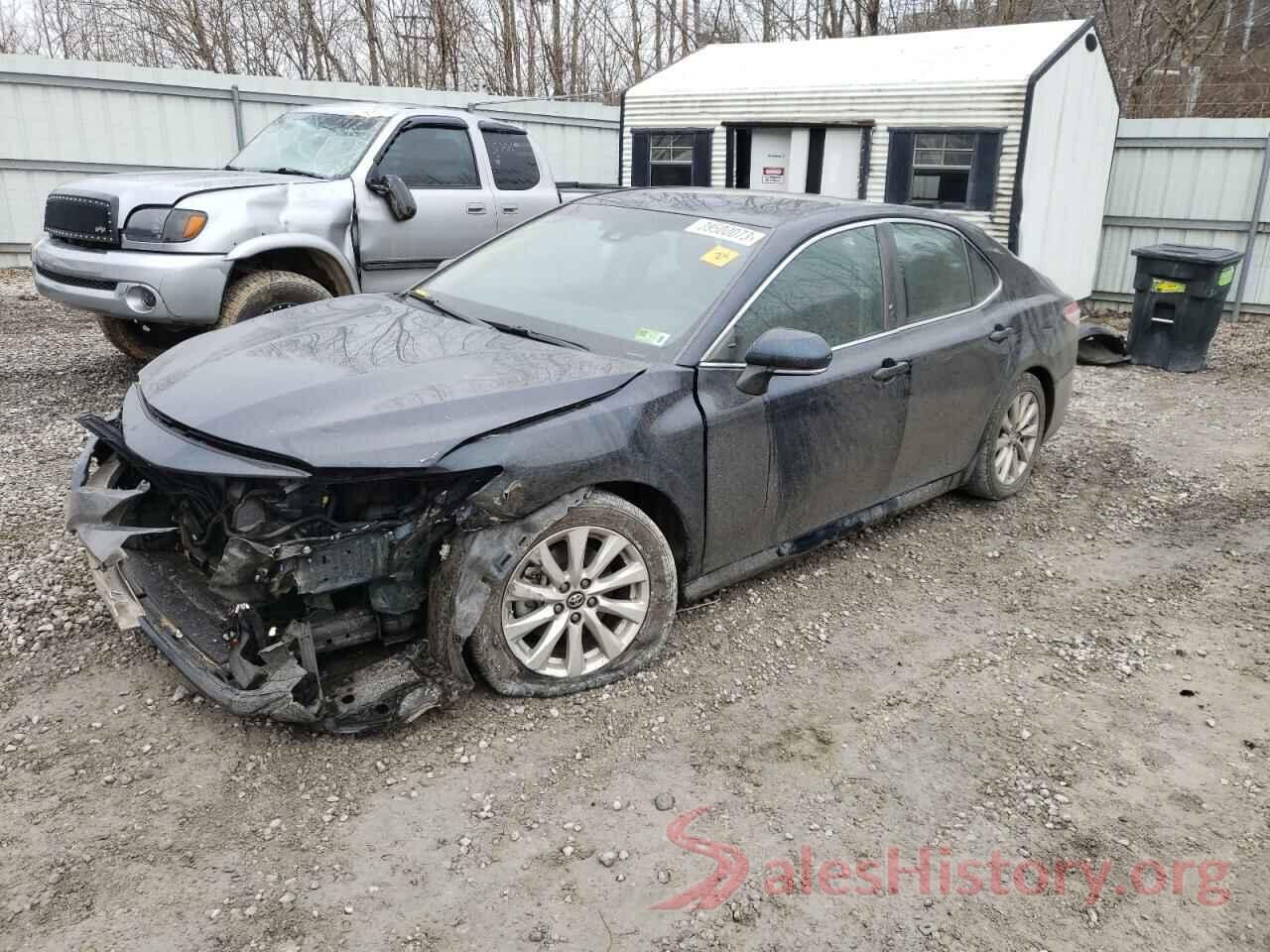 4T1B11HK1JU558088 2018 TOYOTA CAMRY