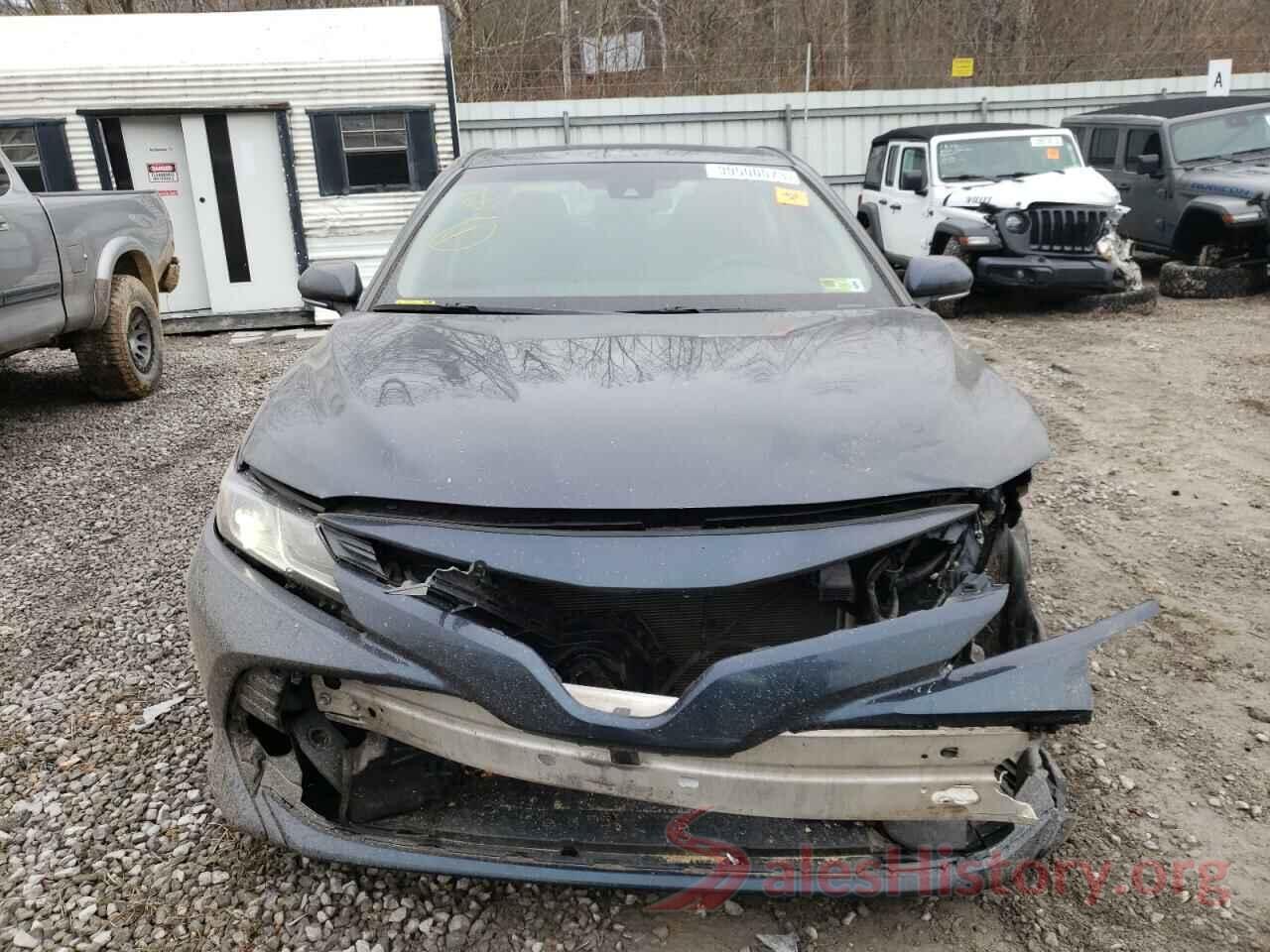 4T1B11HK1JU558088 2018 TOYOTA CAMRY