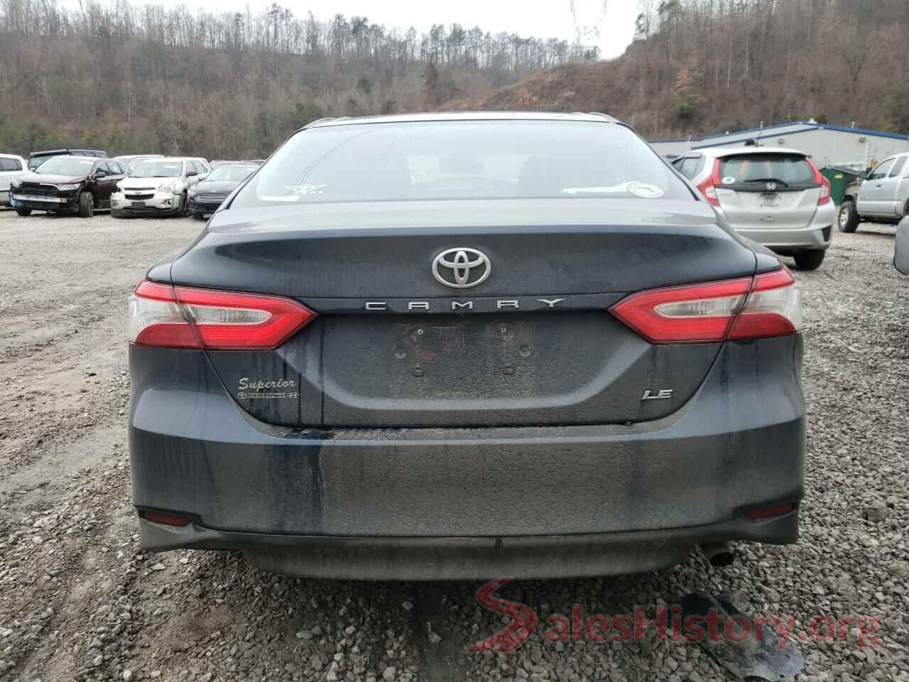 4T1B11HK1JU558088 2018 TOYOTA CAMRY