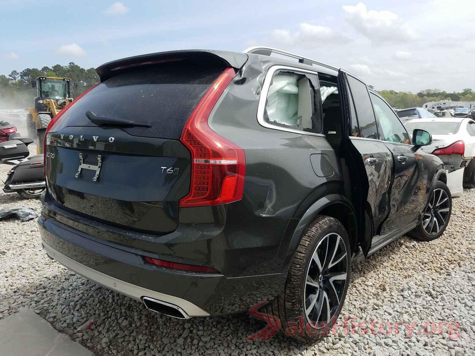 YV4A22PK6J1328131 2018 VOLVO XC90