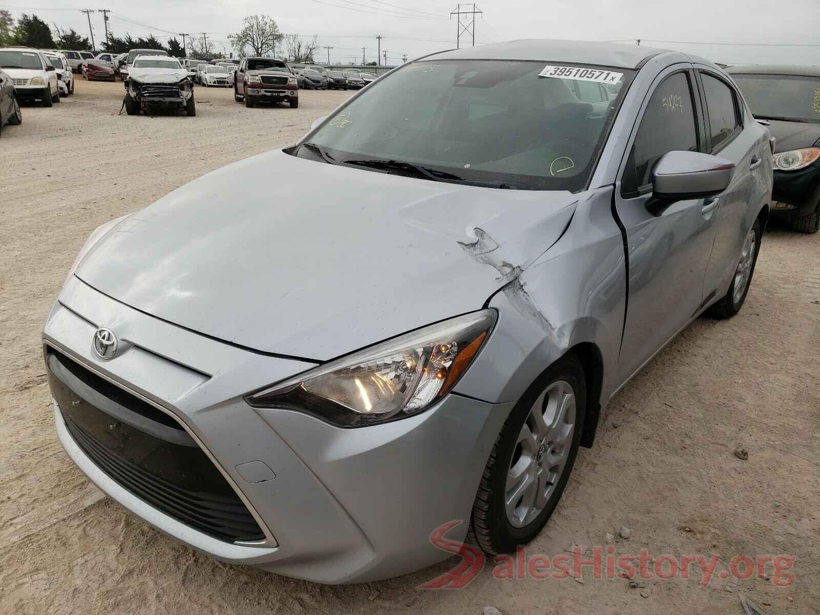 3MYDLBYVXHY188923 2017 TOYOTA YARIS