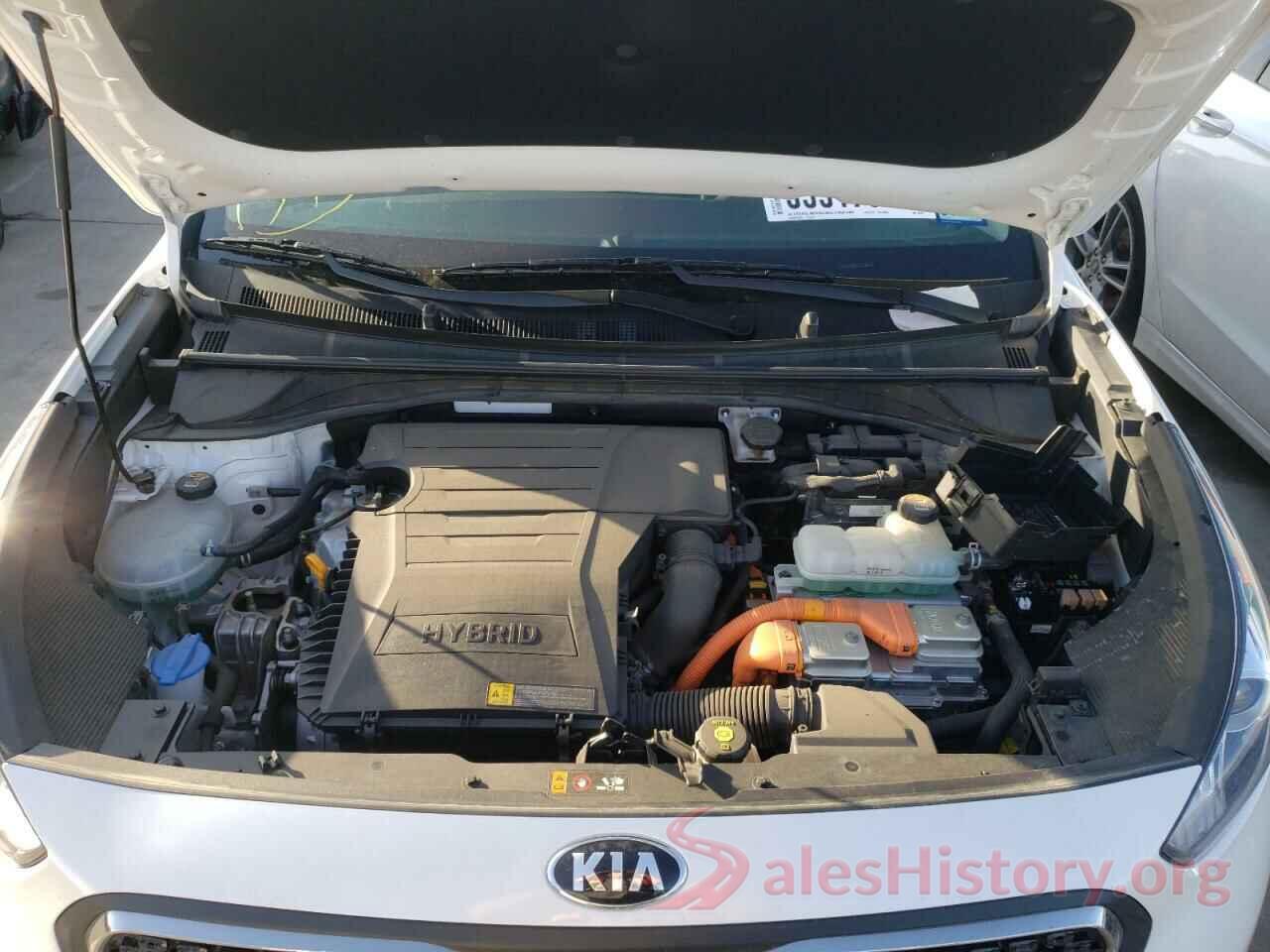 KNDCB3LC8K5290881 2019 KIA NIRO