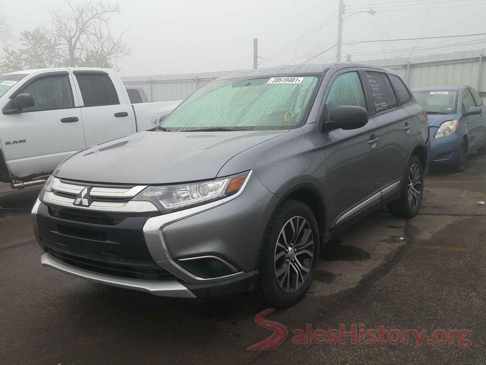 JA4AZ3A36JJ000756 2018 MITSUBISHI OUTLANDER