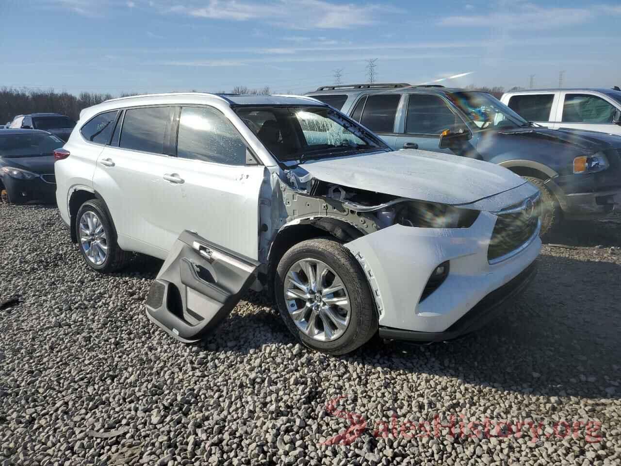 5TDKDRBH8PS006835 2023 TOYOTA HIGHLANDER