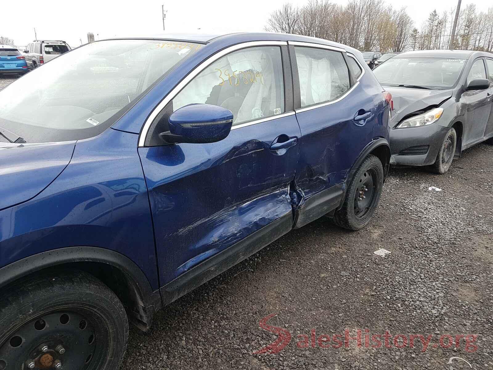 JN1BJ1CRXJW206773 2018 NISSAN ROGUE