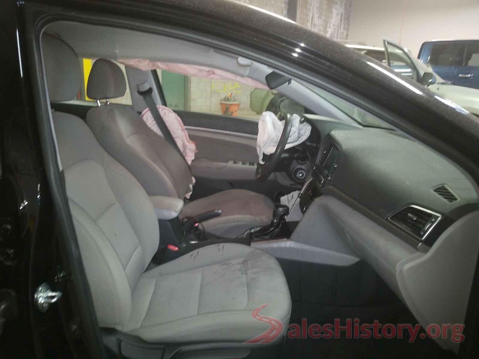 5NPD84LF4JH316555 2018 HYUNDAI ELANTRA