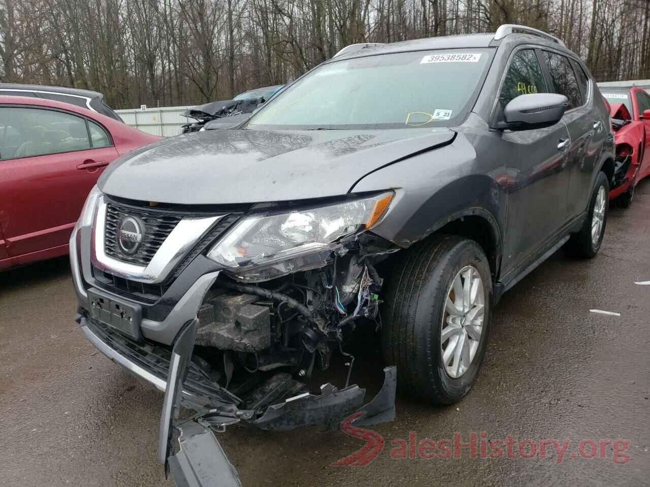 KNMAT2MV2JP532050 2018 NISSAN ROGUE