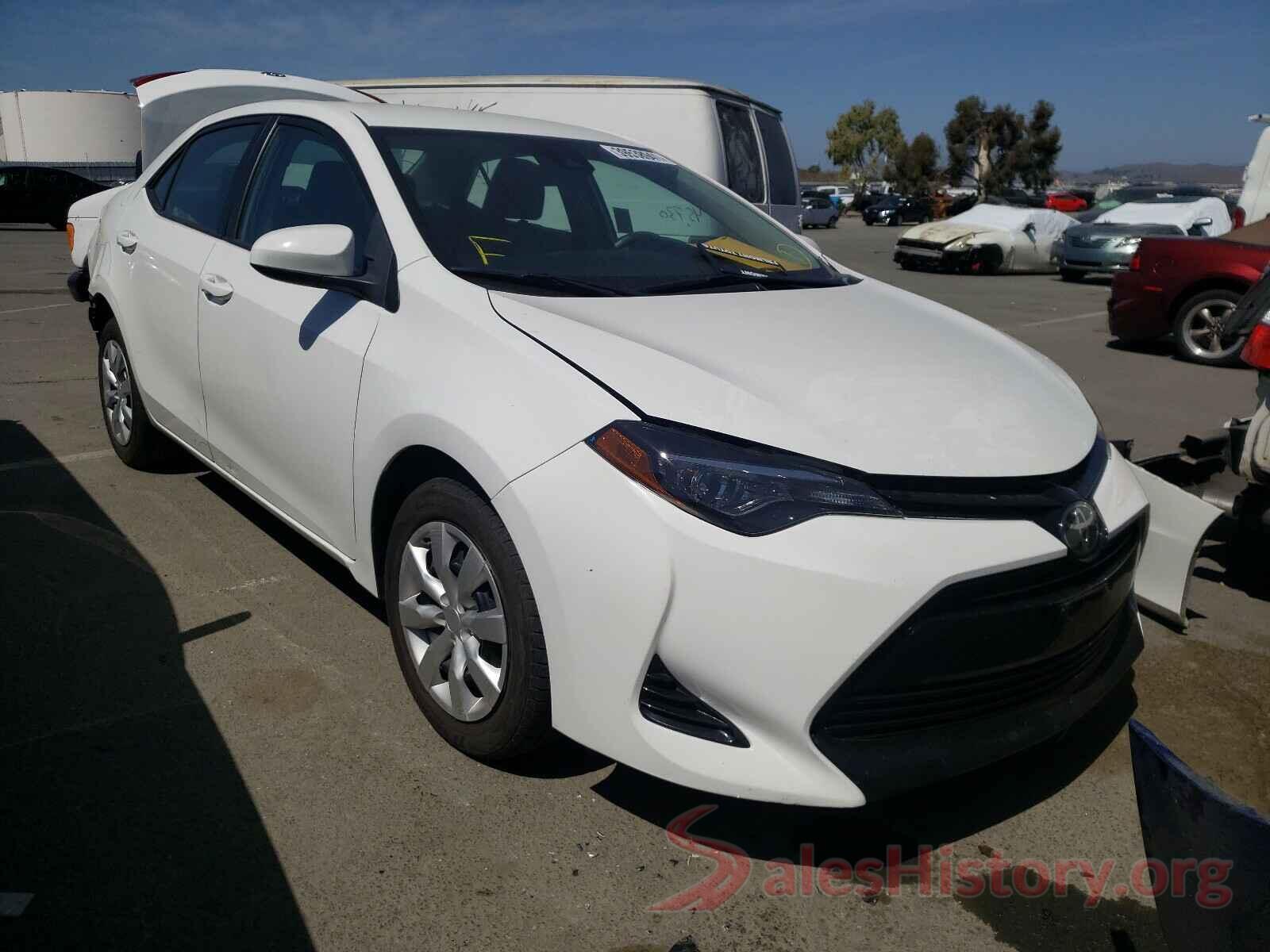 5YFBURHE6JP801461 2018 TOYOTA COROLLA