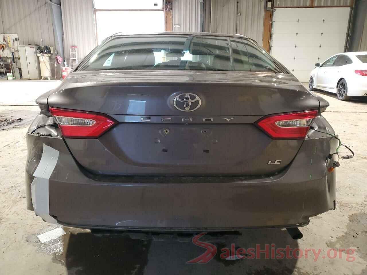 4T1B11HK3JU118535 2018 TOYOTA CAMRY