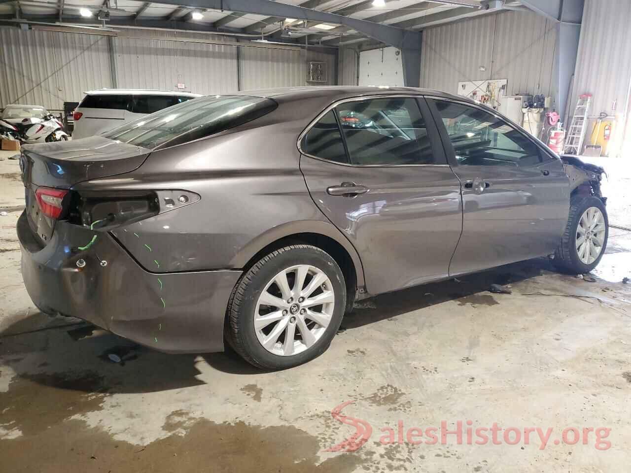 4T1B11HK3JU118535 2018 TOYOTA CAMRY