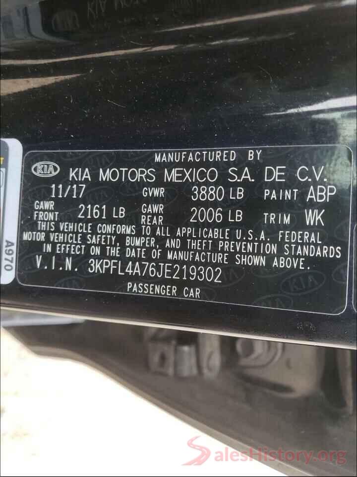 3KPFL4A76JE219302 2018 KIA FORTE