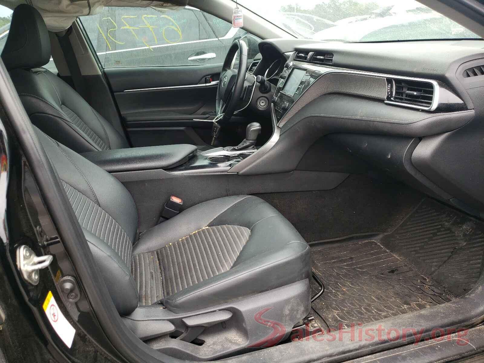 4T1B11HK8JU616617 2018 TOYOTA CAMRY