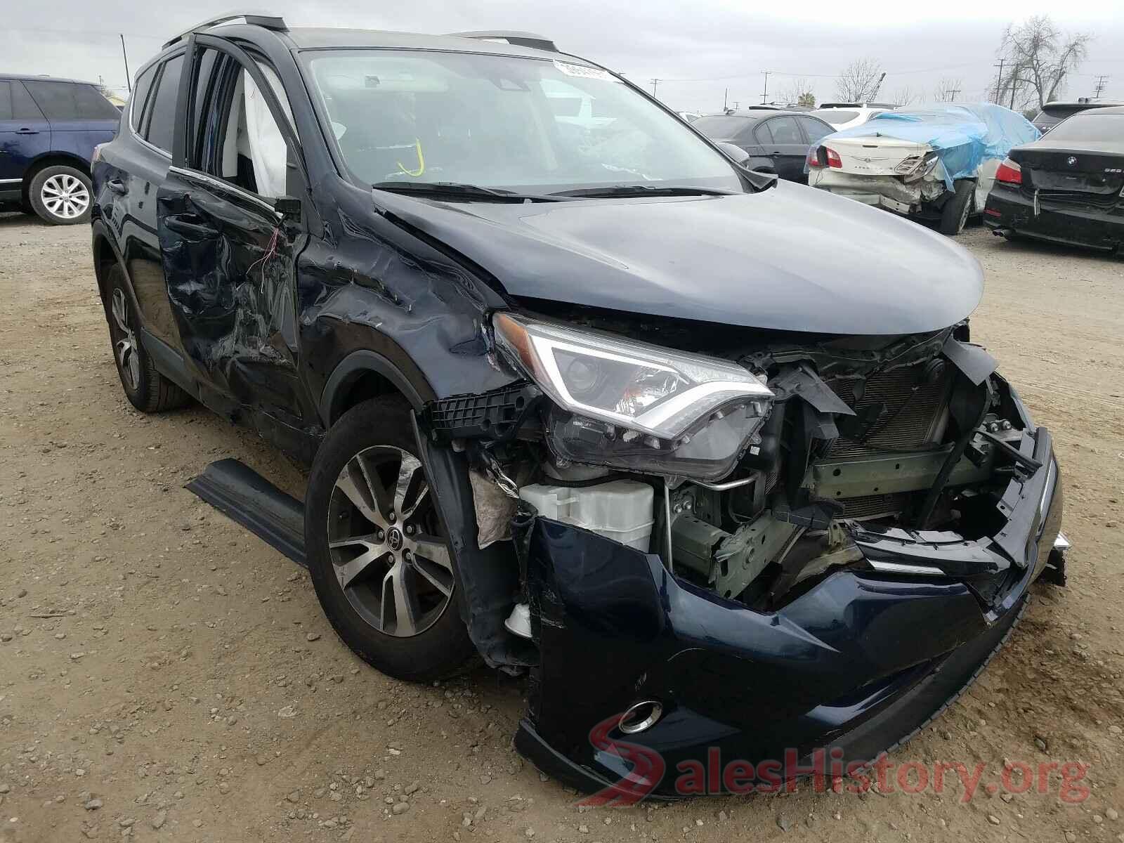 2T3WFREV8JW443270 2018 TOYOTA RAV4