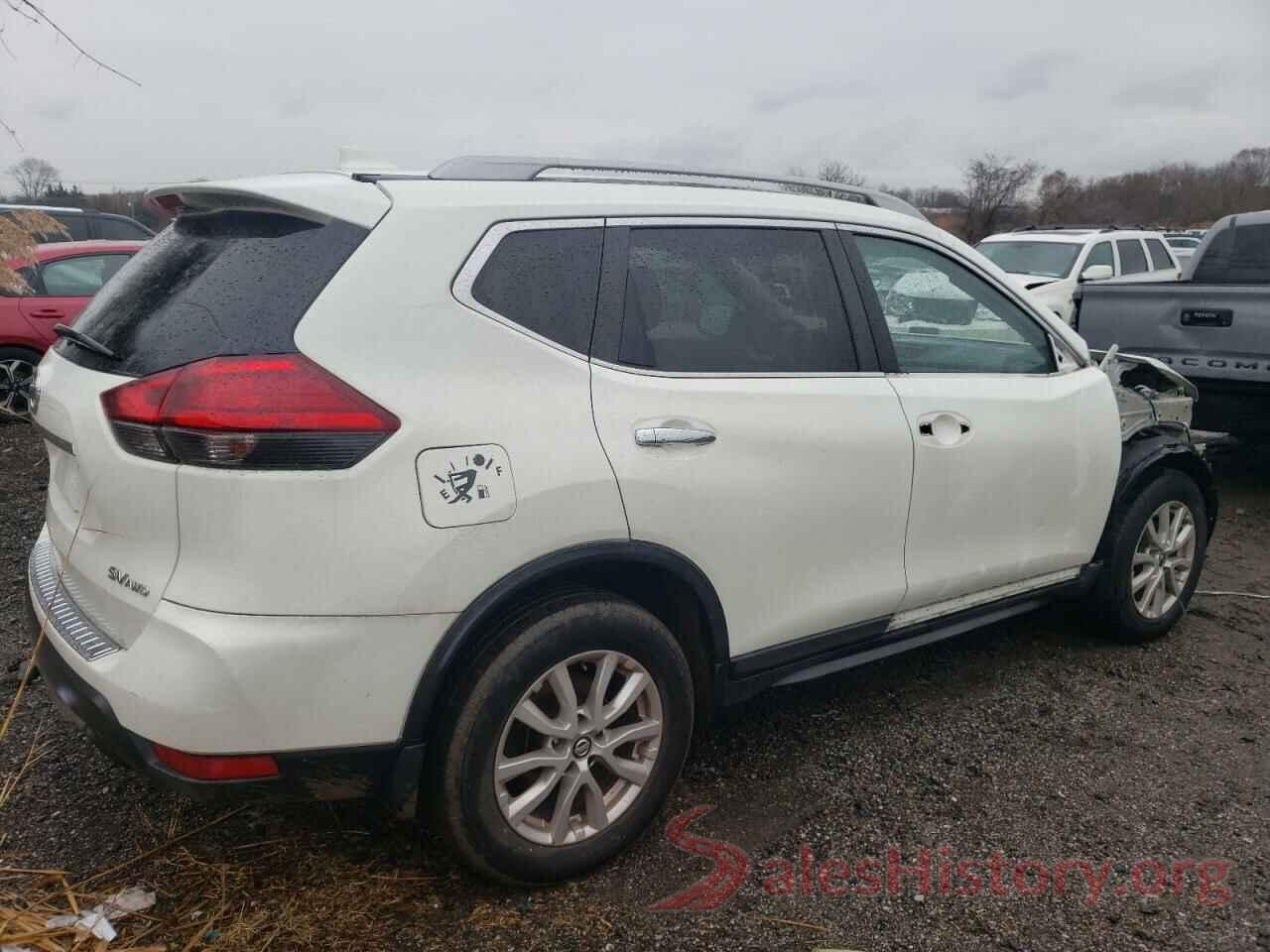 5N1AT2MV5HC878011 2017 NISSAN ROGUE