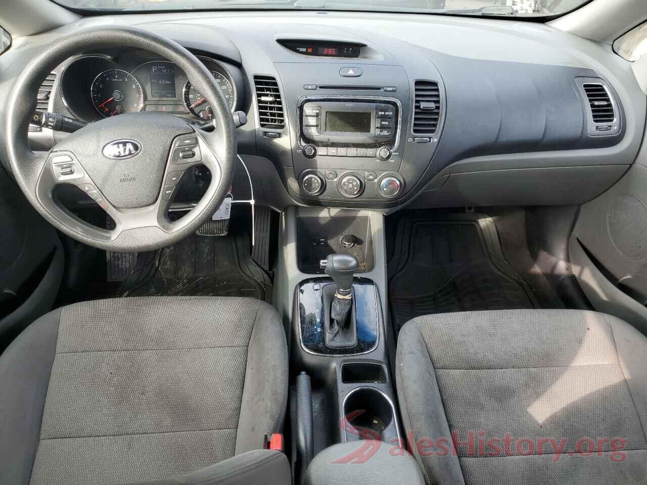 3KPFK4A7XHE136968 2017 KIA FORTE